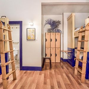 Dormitory Room Mixed